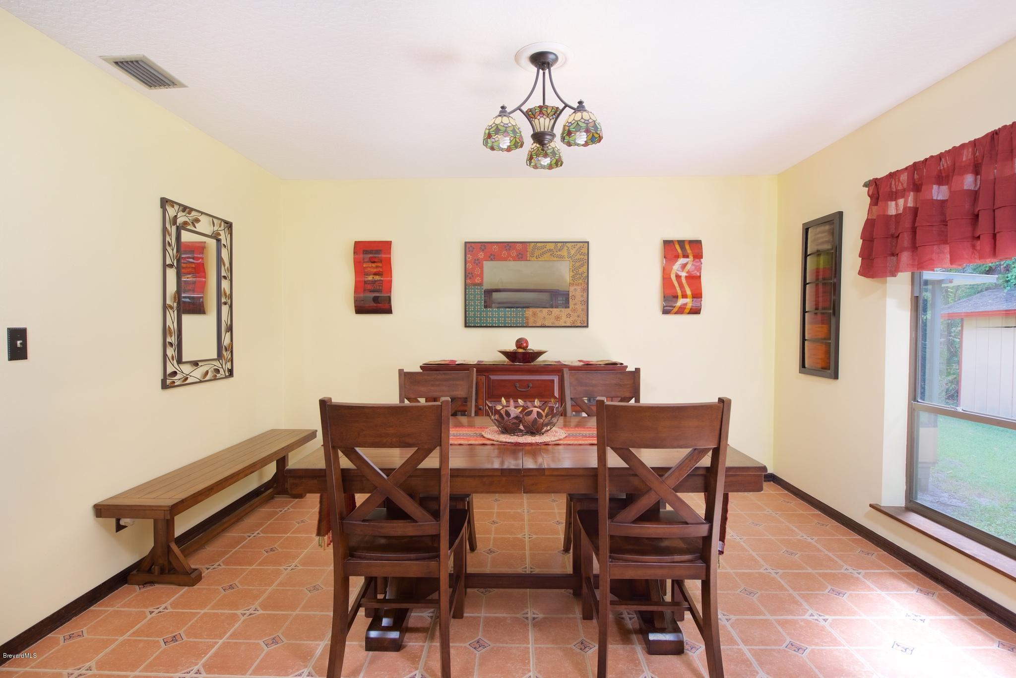 4465 Country Road Melbourne, FL 32934 - Photo 21 of 25 DINING AREA