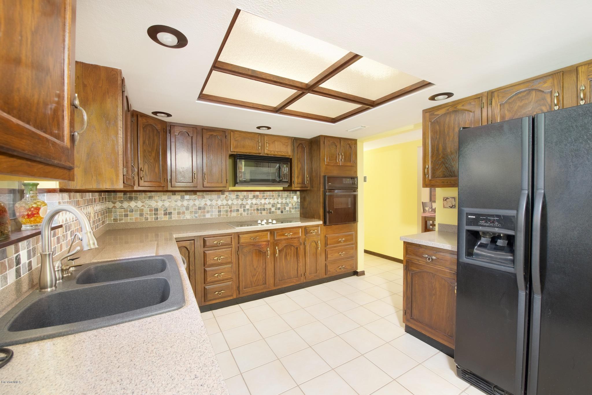 4465 Country Road Melbourne, FL 32934 - Photo 8 of 25 TAY_4893