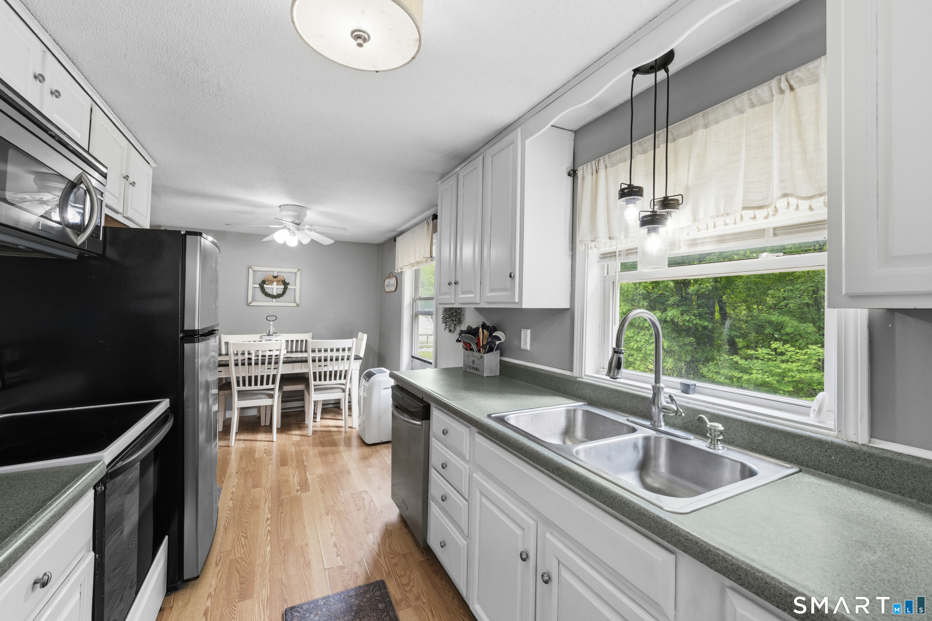 558 Wauregan Road Brooklyn, CT 06234 - Photo 10 of 30
