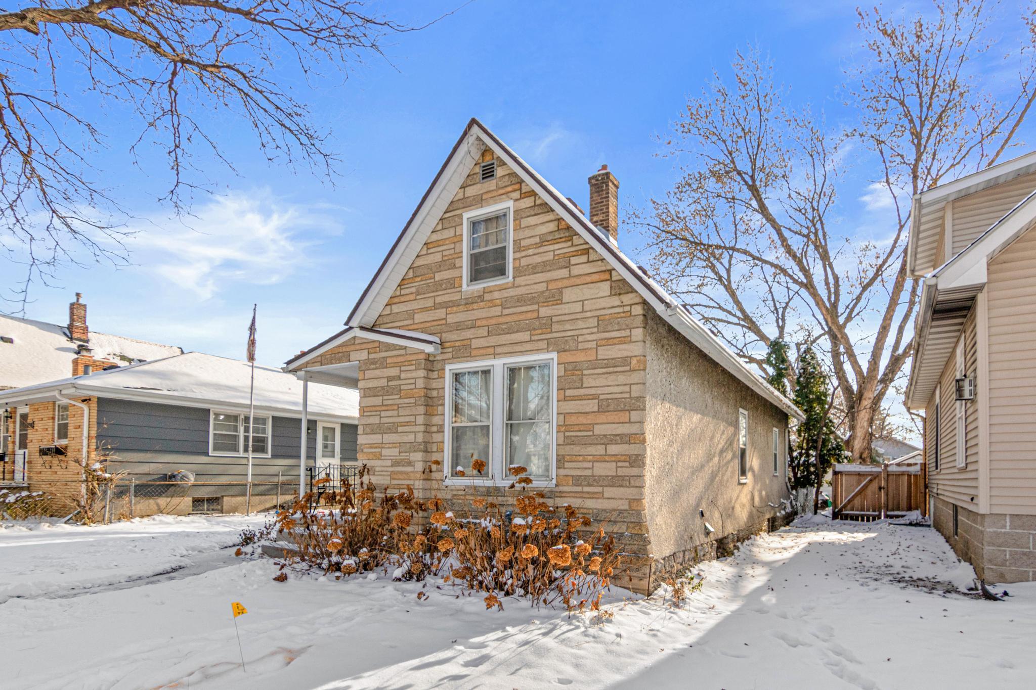 900 Scheffer Avenue St. Paul, MN 55102 - Photo 2 of 22