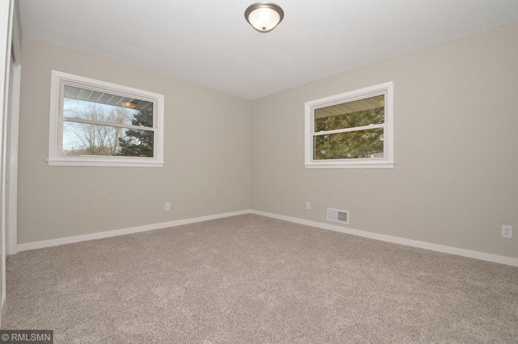 1033 Sunset Ridge Road St. Cloud, MN 56303 - Photo 12 of 16