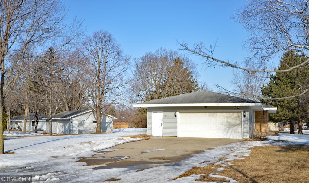 1033 Sunset Ridge Road St. Cloud, MN 56303 - Photo 4 of 16