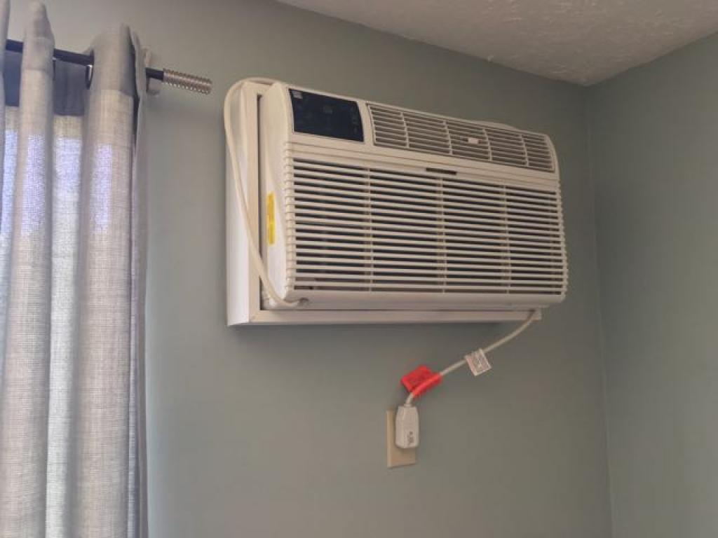 555 Calef Road, Unit 28 Manchester, NH 03103 - Photo 19 of 24