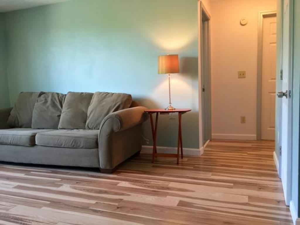 555 Calef Road, Unit 28 Manchester, NH 03103 - Photo 9 of 24