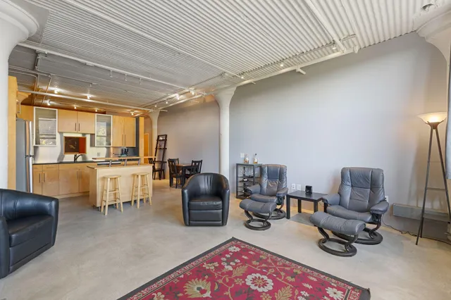 $224,900 | 225 9th Street East, Unit 409, St. Paul, MN 55101