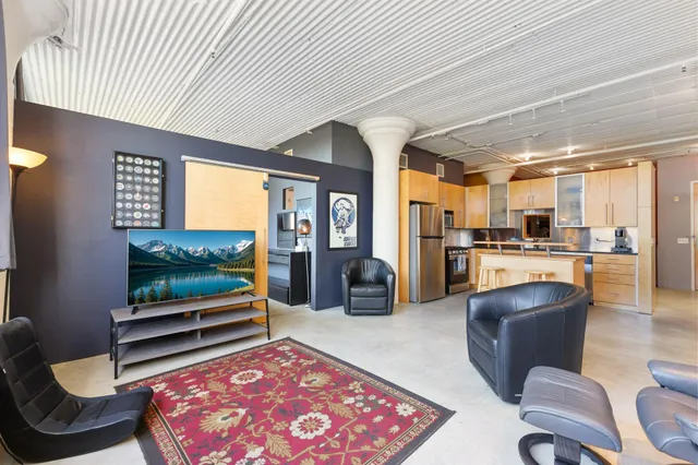 $224,900 | 225 9th Street East, Unit 409, St. Paul, MN 55101