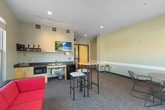 $224,900 | 225 9th Street East, Unit 409, St. Paul, MN 55101