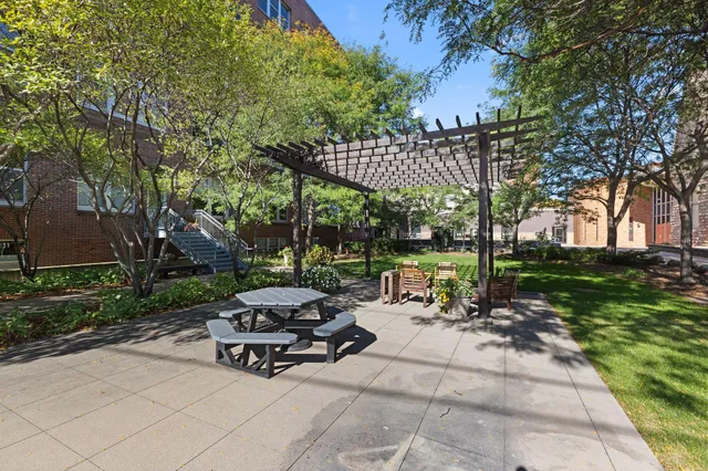 $224,900 | 225 9th Street East, Unit 409, St. Paul, MN 55101