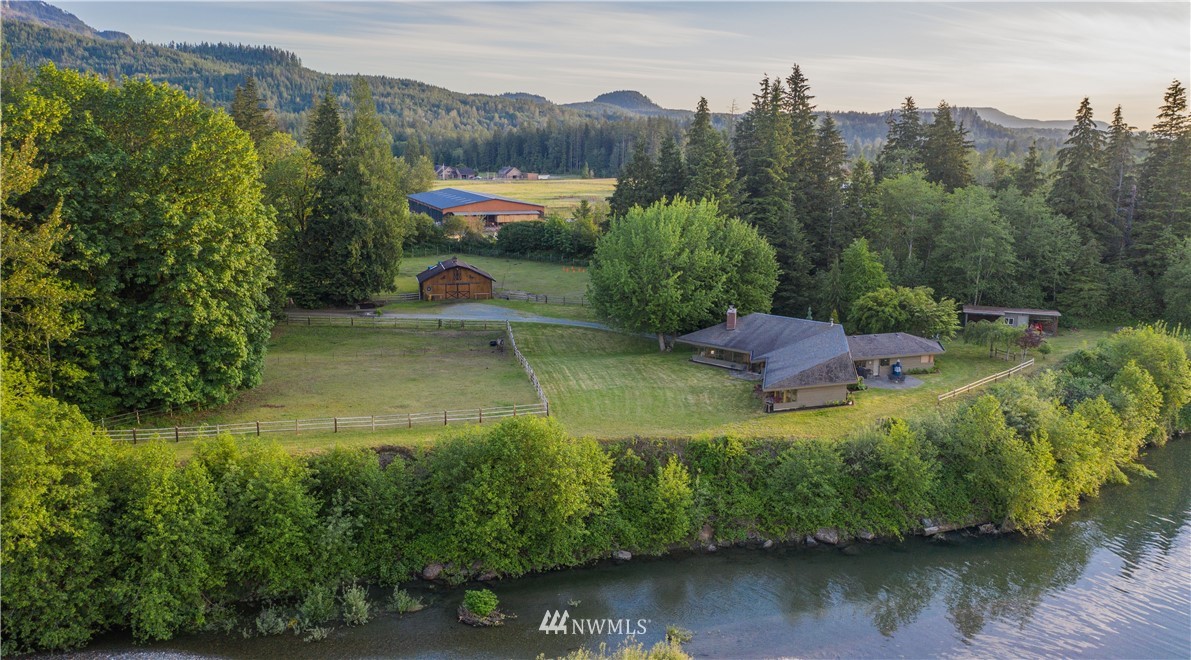 36815 Mann Road Sultan, WA 98294 - Photo 35 of 38 a view of outdoor space and yard