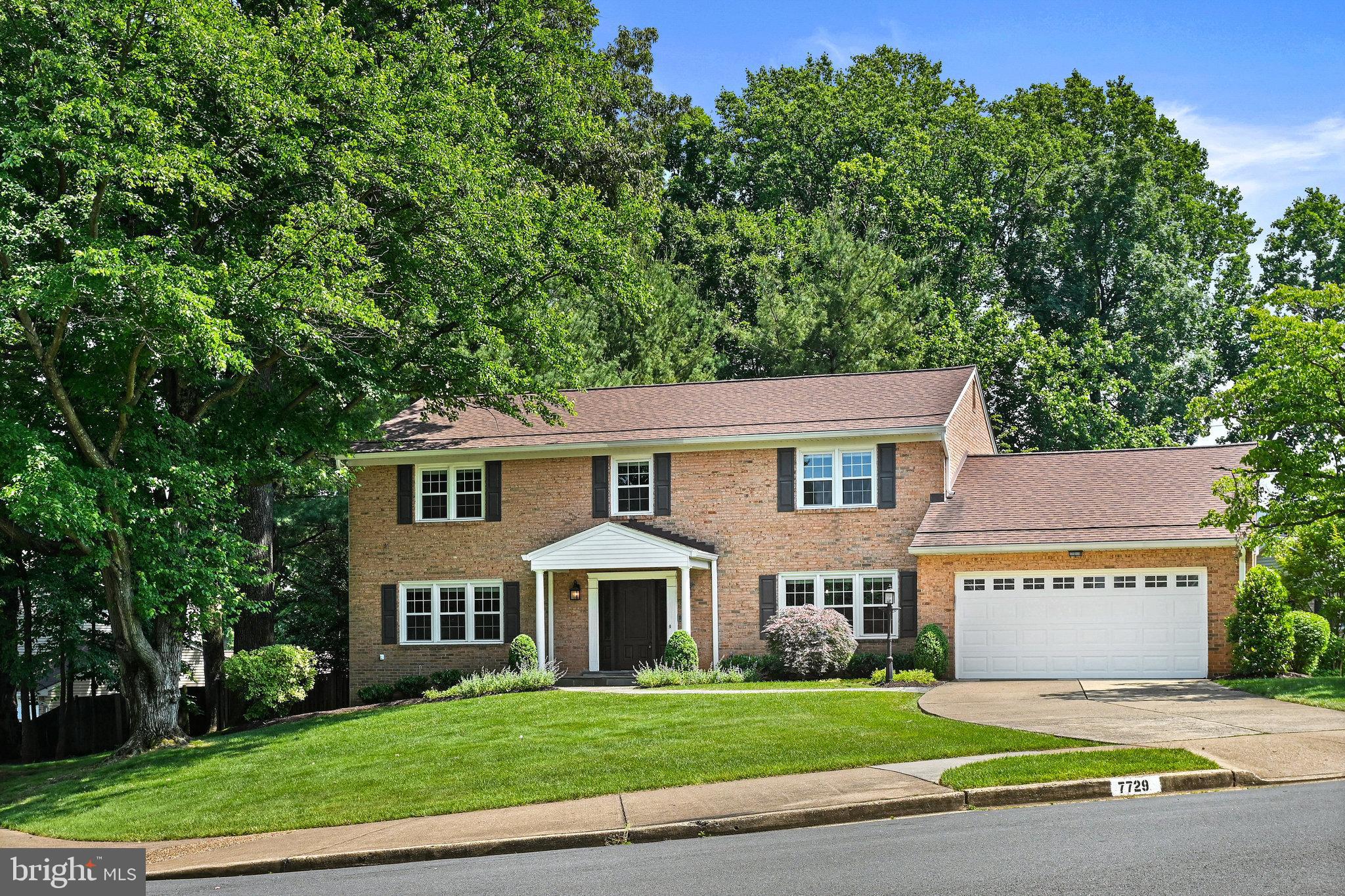 7729 Falstaff Road McLean, VA 22102 - Photo 4 of 73 Gallery Image 4