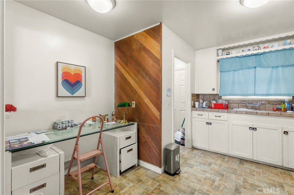 955 Normal Avenue Chico, CA 95928 - Photo 8 of 30 955 kitchen