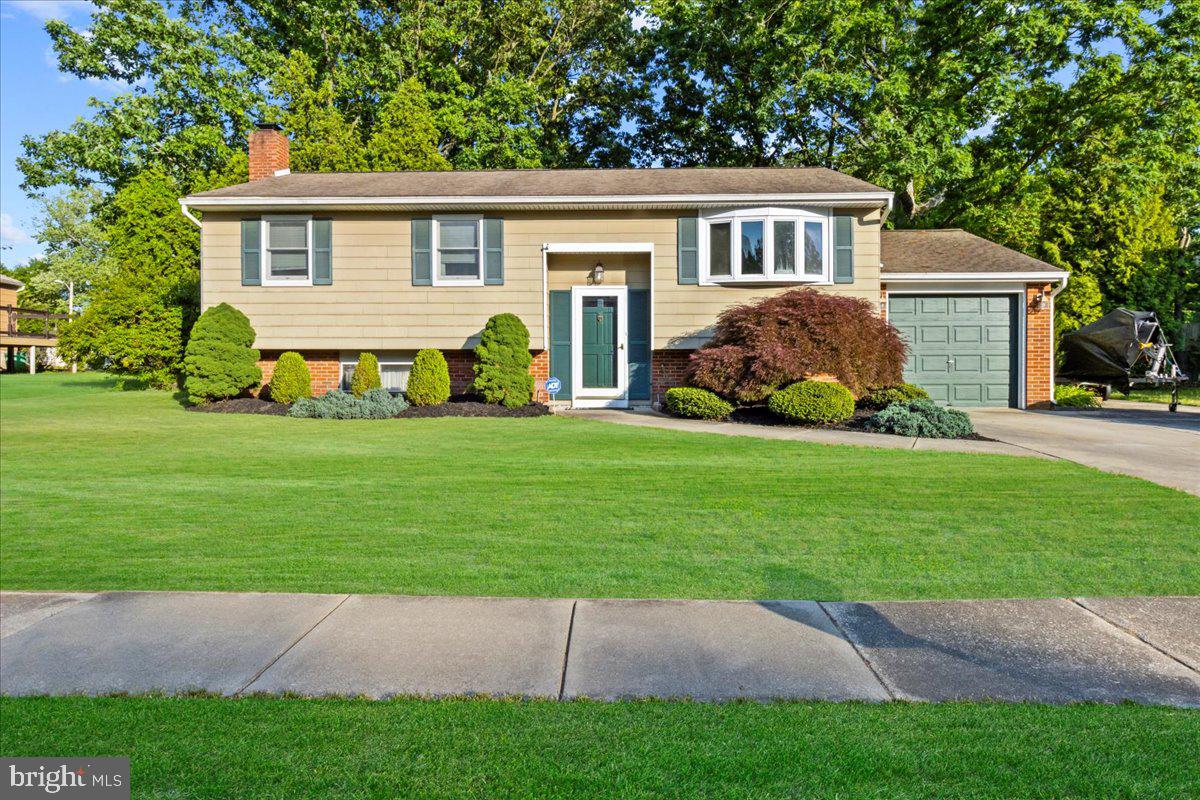 63 Estates Road Pine Hill, NJ 08021 - Photo 1 of 46 Front of house