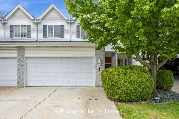 $279,000 | 226 Harbor Landing, Braidwood, IL 60408