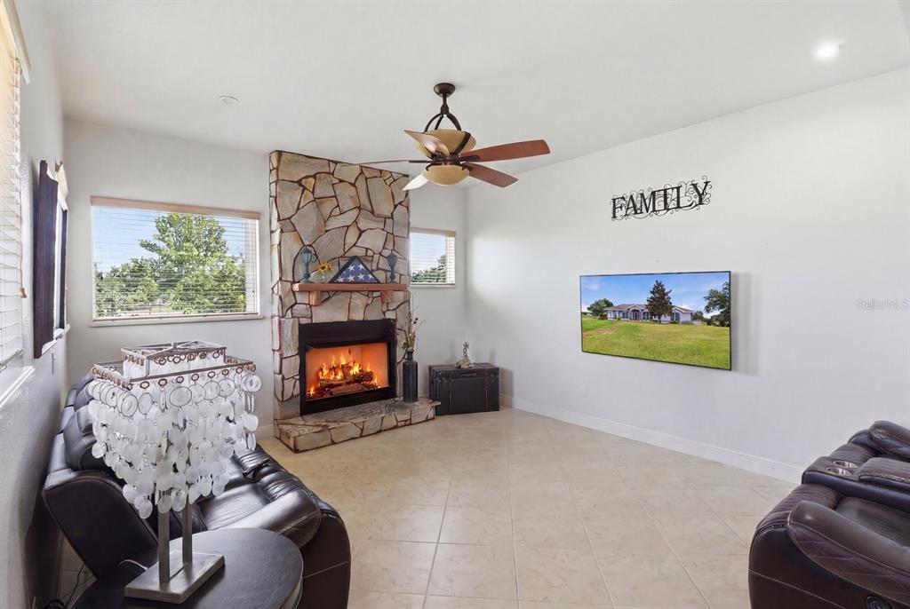 11748 Northeast Jacksonville Road Anthony, FL 32617 - Photo 18 of 50