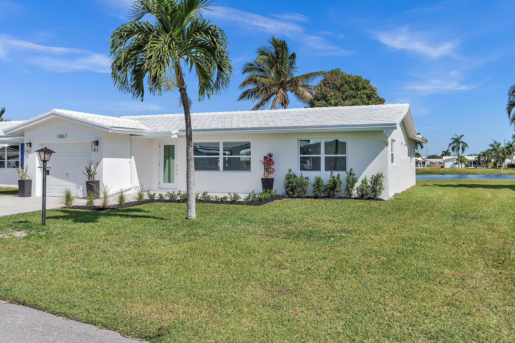 1807 Southwest Roma Way Boynton Beach, FL 33426 - Photo 2 of 35 DSC00426