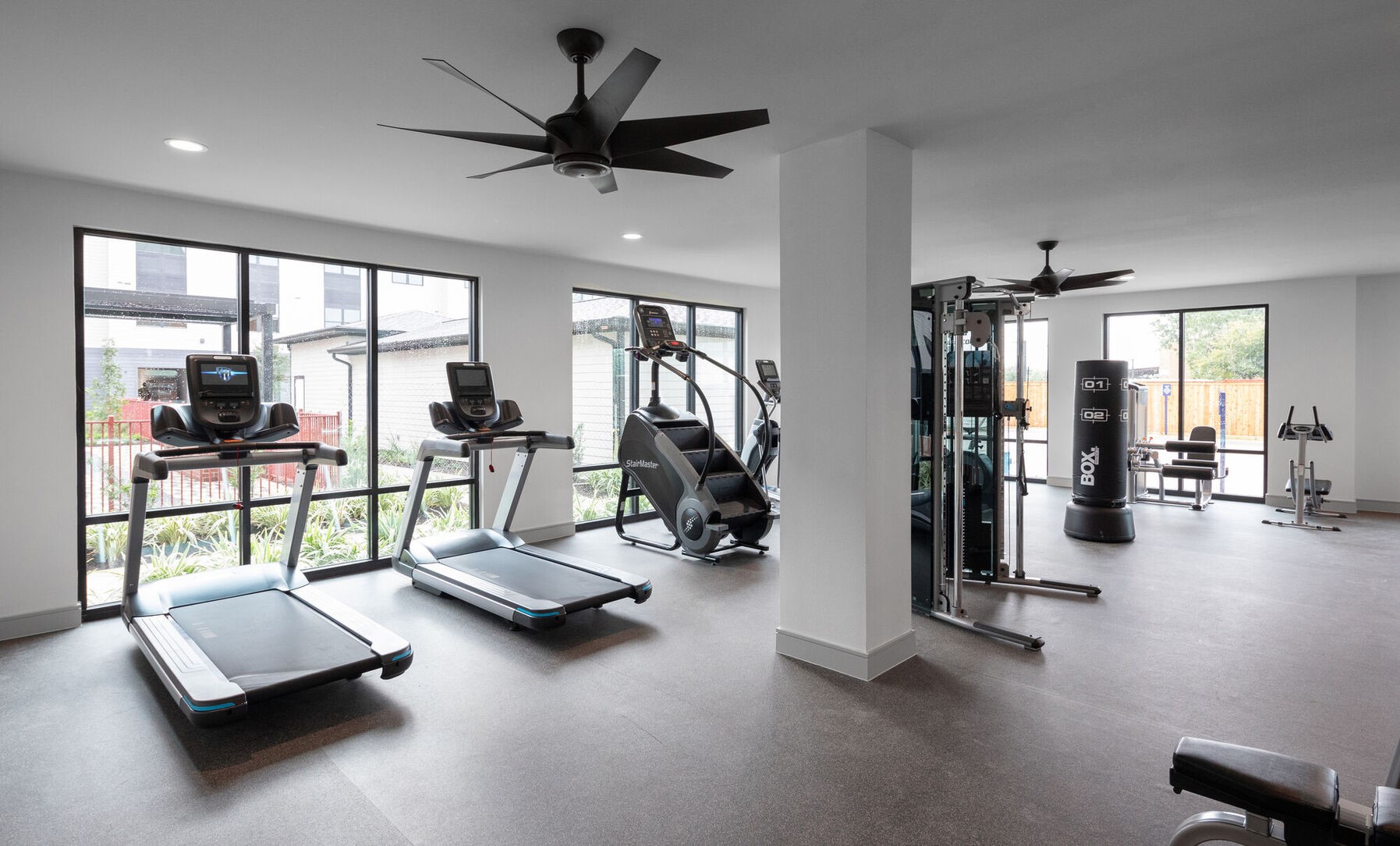 1148 Silber Road, Unit 8301 Houston, TX 77055 - Photo 25 of 36 a view of a room with gym equipment