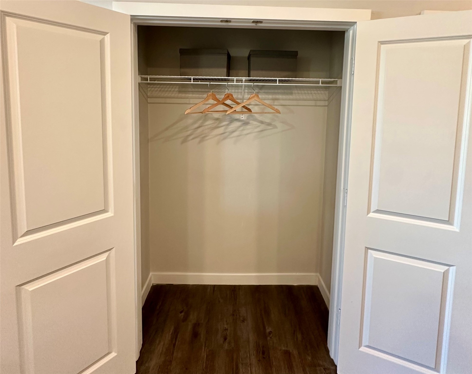 1148 Silber Road, Unit 8301 Houston, TX 77055 - Photo 5 of 36 a view of front door of house