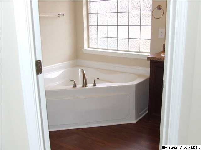361 Vincent Street Alabaster, AL 35007 - Photo 14 of 26