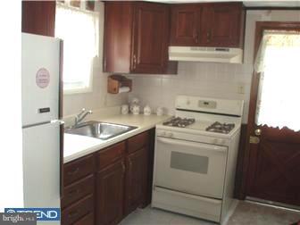 1089 North Common Road Camden, NJ 08104 - Photo 2 of 9