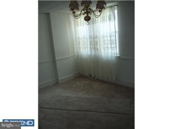 1089 North Common Road Camden, NJ 08104 - Photo 5 of 9