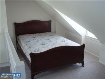 1089 North Common Road Camden, NJ 08104 - Photo 7 of 9