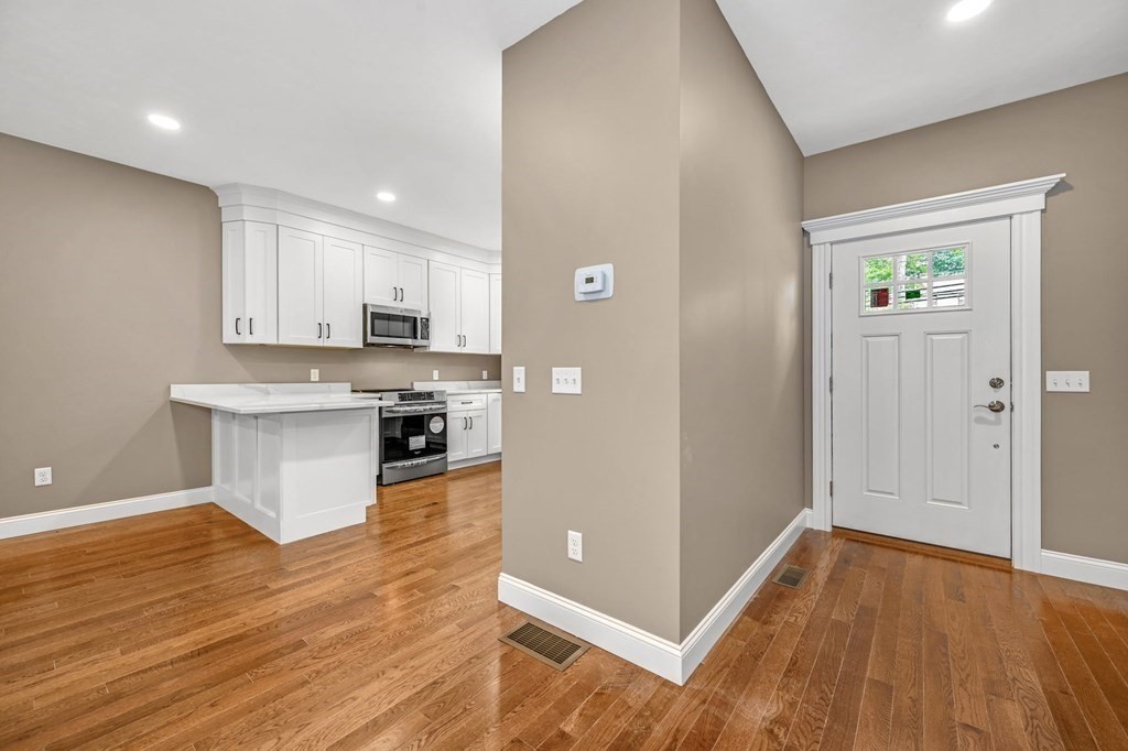 33 Sutton Road, Unit A Millbury, MA 01527 - Photo 16 of 42 Gallery Image 16