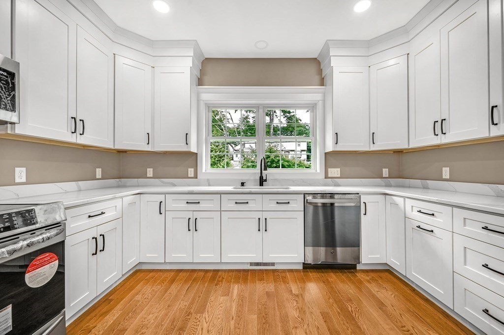 33 Sutton Road, Unit A Millbury, MA 01527 - Photo 4 of 42 Gallery Image 4