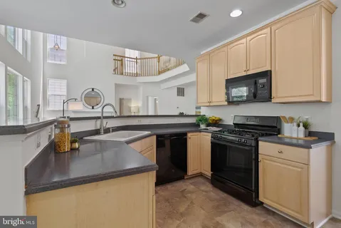 $879,900 | 9017 Harrover Place, Lorton, VA 22079