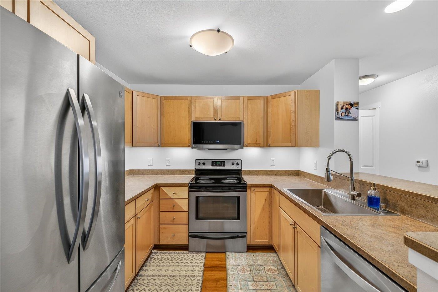 5301 Brody Drive, Unit 202 Madison, WI 53705 - Photo 4 of 35