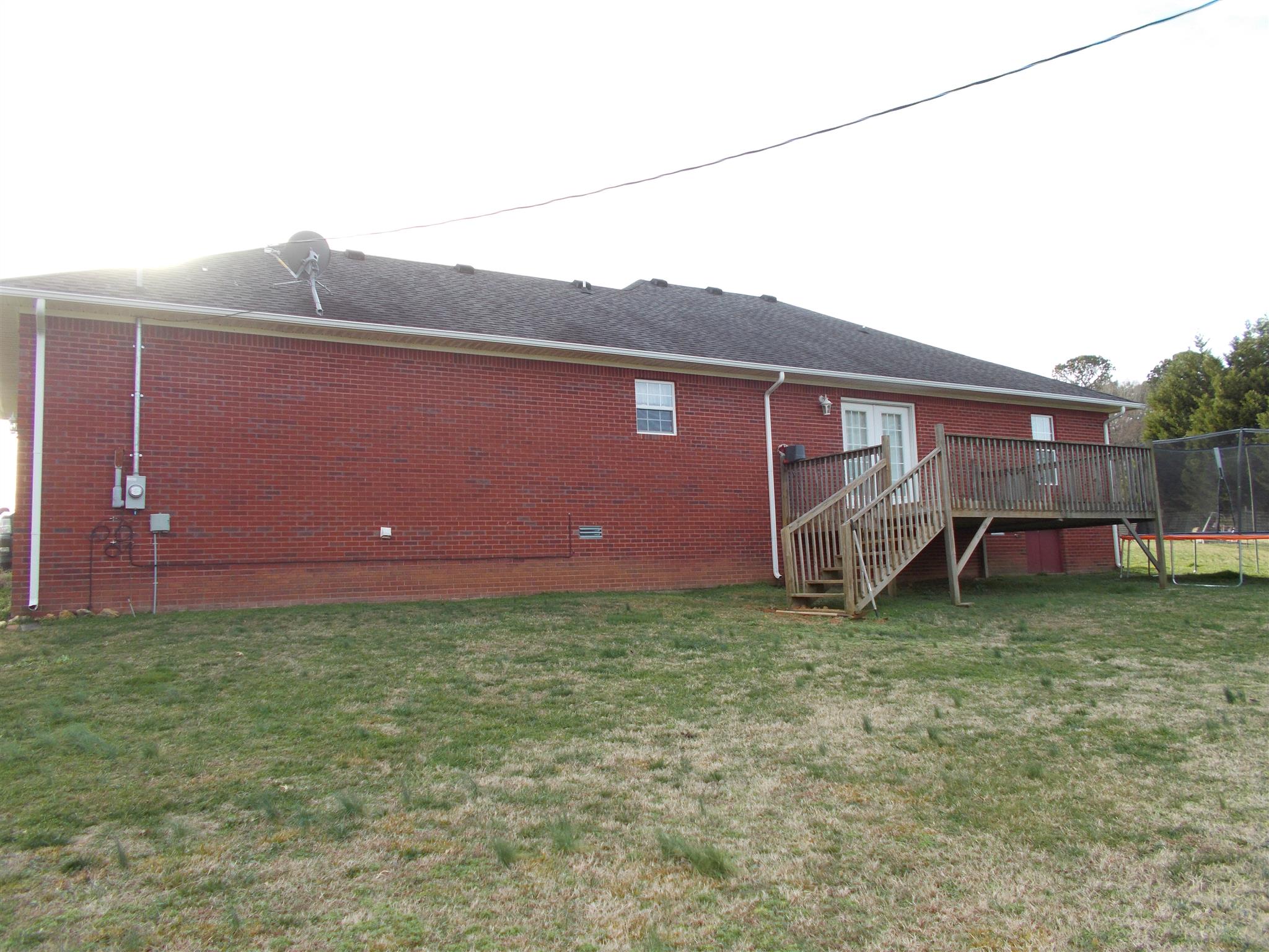114 Martin Road Lawrenceburg, TN 38464 - Photo 8 of 11 a backyard of a house with lots of green space