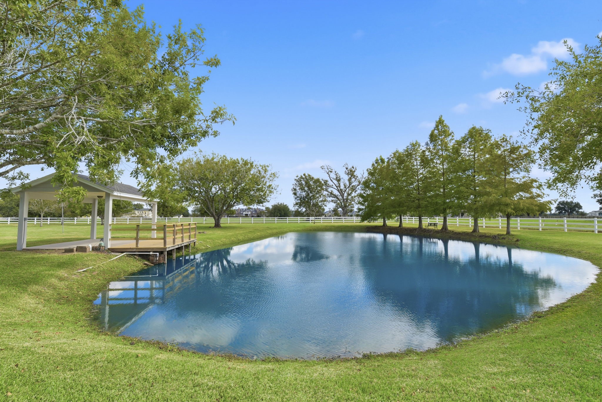 2819 Pearce Meadow Rosharon, TX 77583 - Photo 39 of 50 a view of a lake