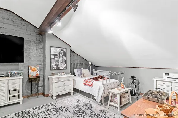 $349,900 | 318 Walnut Street, Madison, IN 47250