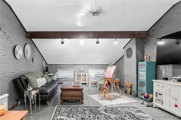 $349,900 | 318 Walnut Street, Madison, IN 47250