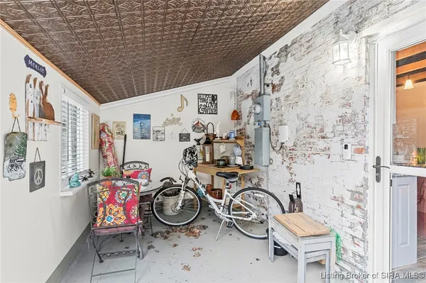 $349,900 | 318 Walnut Street, Madison, IN 47250