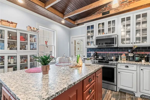 $349,900 | 318 Walnut Street, Madison, IN 47250