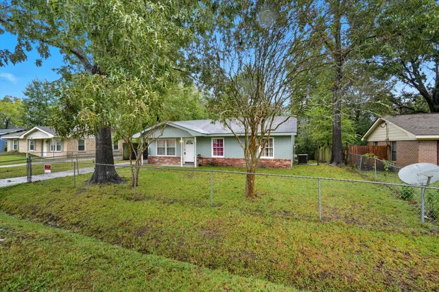 $270,000 | 405 Madeline Drive, Goose Creek, SC 29445