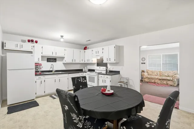 $270,000 | 405 Madeline Drive, Goose Creek, SC 29445