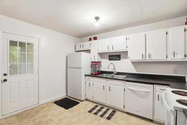 $270,000 | 405 Madeline Drive, Goose Creek, SC 29445