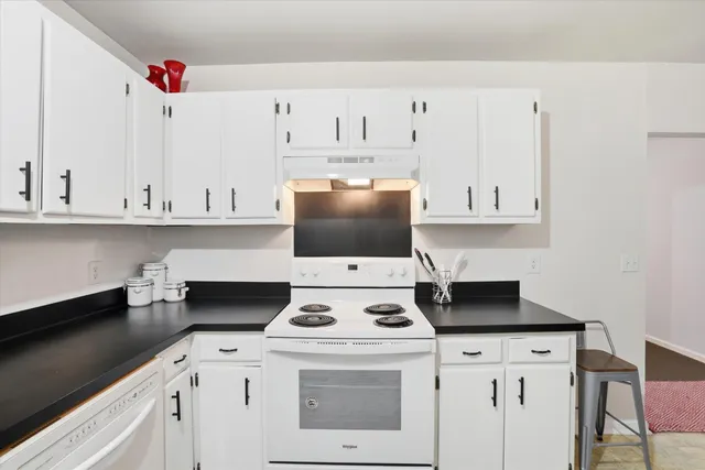 $270,000 | 405 Madeline Drive, Goose Creek, SC 29445