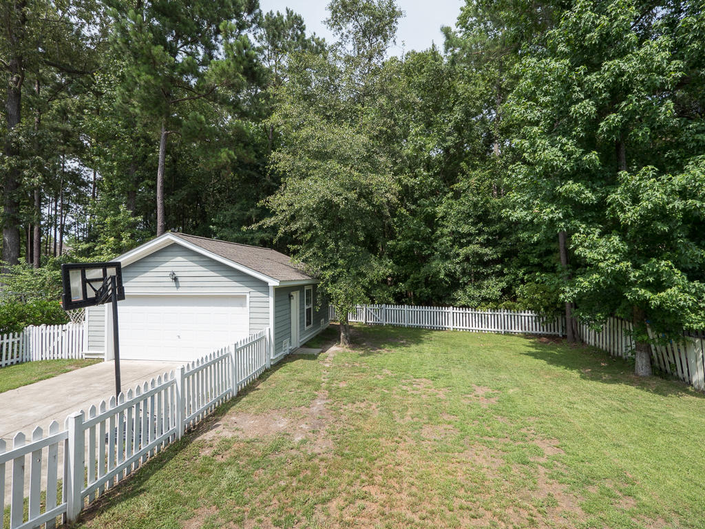 2230 Sandy Point Lane Mount Pleasant, SC 29466 - Photo 24 of 39 2230 Sandy Point Lane-Back Yard