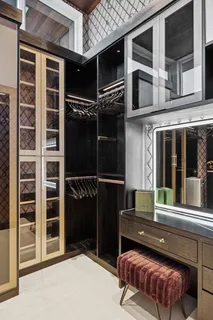 a view of an entrance of the building