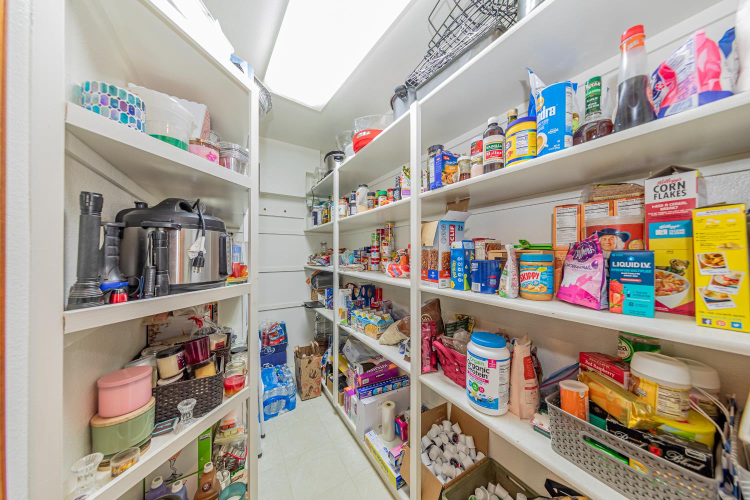 4449 Stetson Road Clovis, CA 93619 - Photo 25 of 93 Pantry in Kitchen