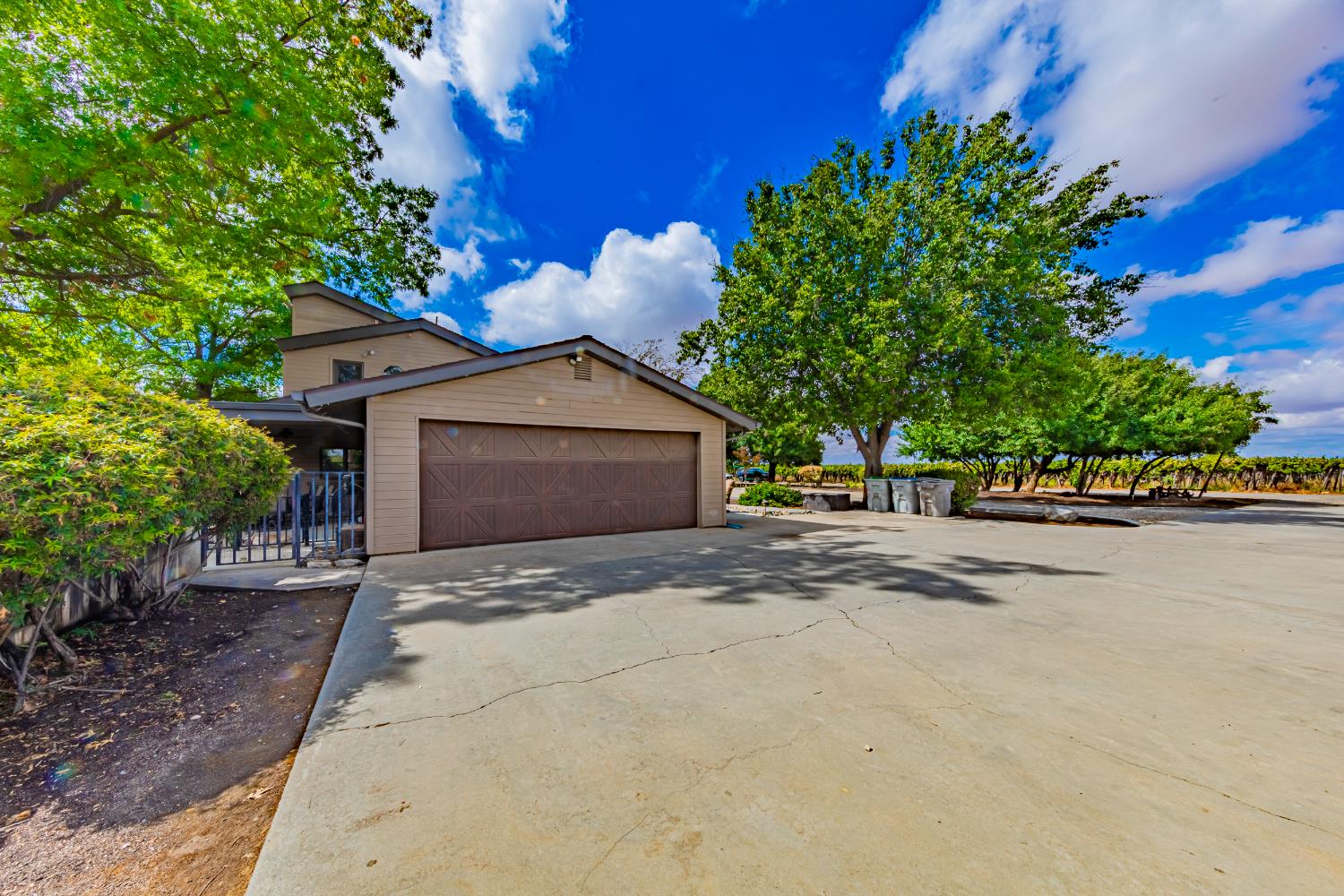 4449 Stetson Road Clovis, CA 93619 - Photo 73 of 93 a view of a house with a street