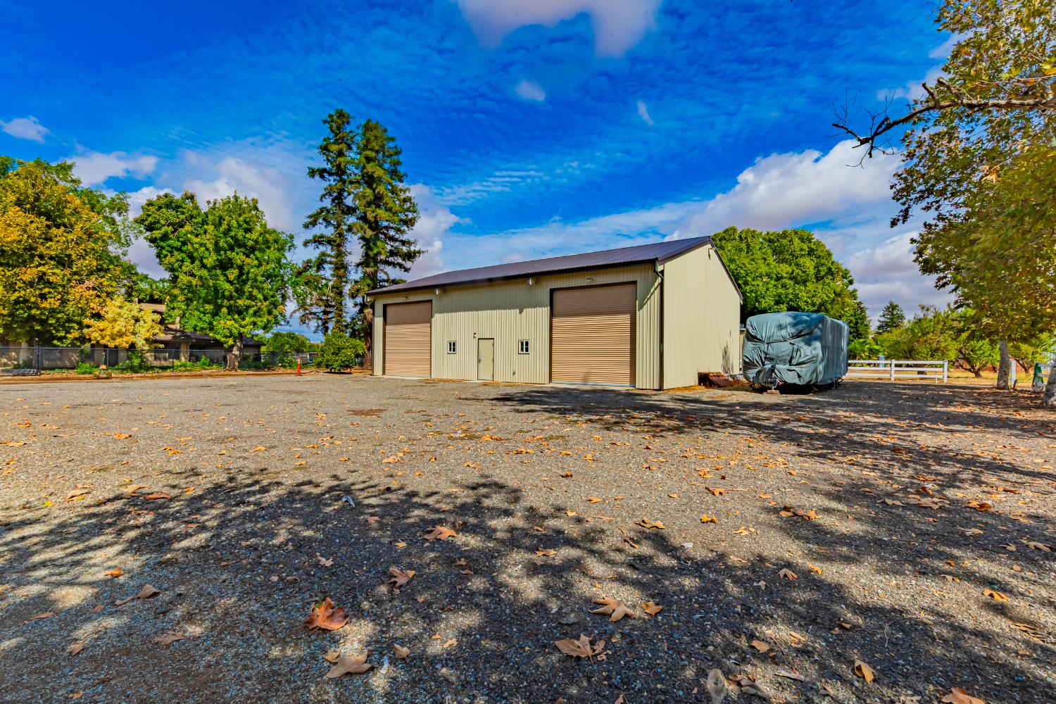 4449 Stetson Road Clovis, CA 93619 - Photo 80 of 93 a view of a house with a yard