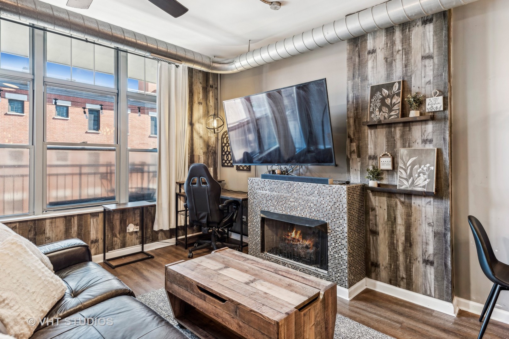 1200 West Monroe Street, Unit 605 Chicago, IL 60607 - Photo 4 of 26