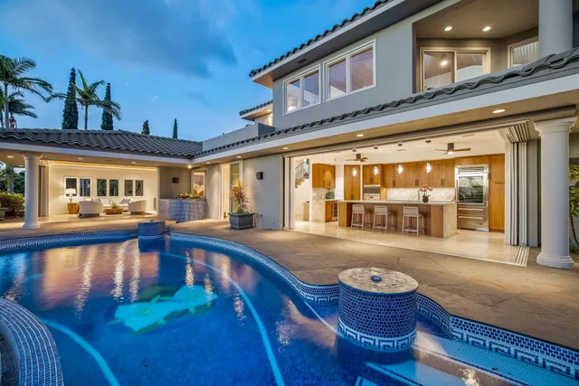 $2,100,000 | 194 East Panana Place, Kihei, HI 96753