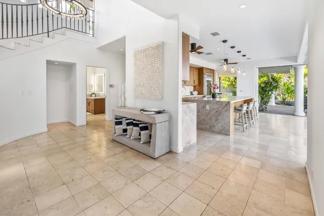 $2,100,000 | 194 East Panana Place, Kihei, HI 96753
