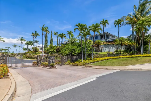 $2,100,000 | 194 East Panana Place, Kihei, HI 96753