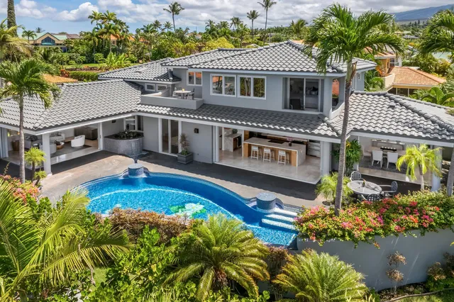 $2,100,000 | 194 East Panana Place, Kihei, HI 96753