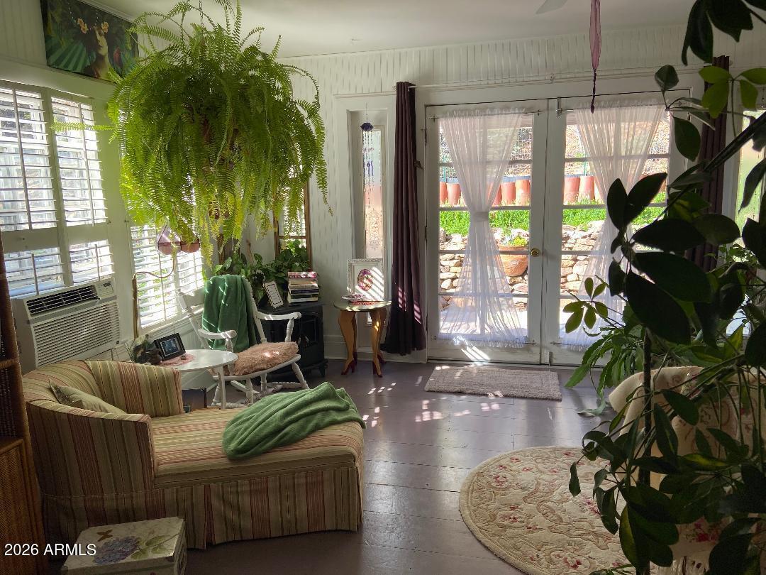100 Hill Street Jerome, AZ 86331 - Photo 22 of 30 Maid's Suite Back Sitting Area